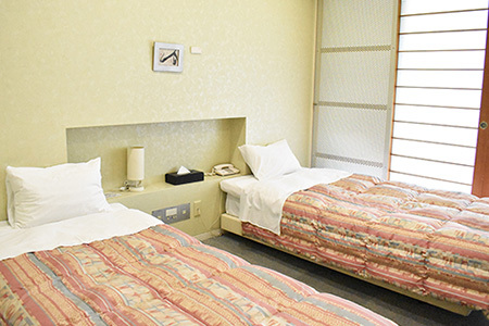 下呂温泉【道の駅 飛騨金山ぬく森の里温泉】宿泊補助券（6,000円分）【a019-2】