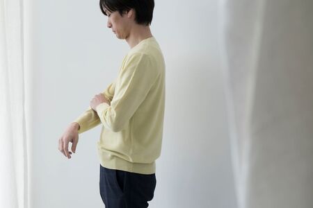 ラウンドネックプルオーバー度詰（L.イエロー）男性用サイズ:L(44)≪白田のカシミヤ≫ sr00022-y-m-l