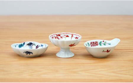 皓洋窯 有田焼 縁起豆皿3点セット 手描き ハレの日 祝 小皿 高台 3枚 皿 食器 うつわ 器 ギフト 贈り物 30000円 3万円 dl003