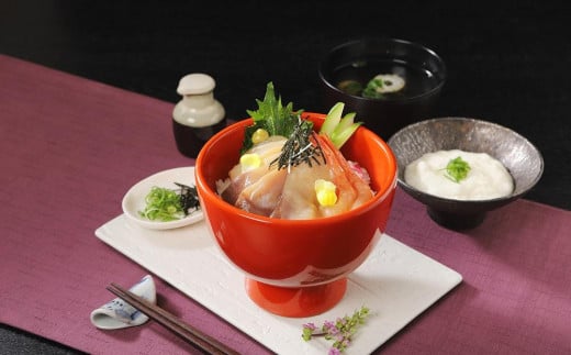 
            加賀屋　海鮮づけ椀の具　4食セット
          