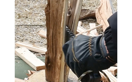 [山人] 槌目フルタング両刃鉈 覇極 専用ケース付 フルタング キャンプ用品 アウトドア用品 ナタ 燕三条製 【121S015】