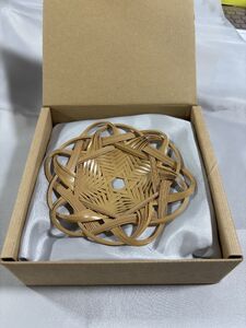 【ふるなび限定】＜竹細工 白竹 コースター ツヤあり(皮)＞手作業仕上げ 六芒星デザイン 和モダン 繊細な編みひご 自然素材の温もり【MI622】 FN-Limited