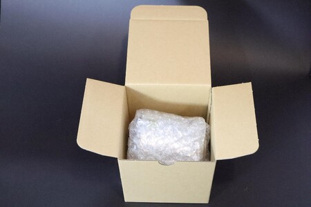 三島産 三島暦手風鈴 くつろぎ セットB 陶器 手作り 逸品 おしゃれ 和風 工芸美 贈答用 プレゼント 風鈴 茶碗 お皿 風鈴全体長 約52cm 平盃 口径 約9cm 高さ 約4cm 伝統工芸 涼し