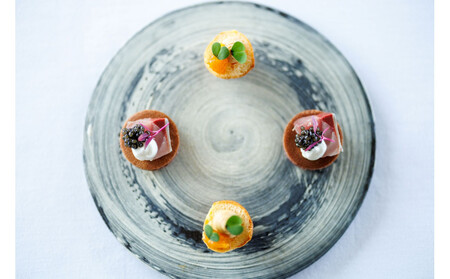 【AUBERGE de SENVIE】宿泊ギフト券（ツインルーム1泊2食付　2名様）