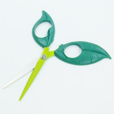 ふるさと納税 関市 【ペン立て付きはさみ】coconeリーフ グリーン 〜はさみ ニッケン刃物 インテリア |  | 01