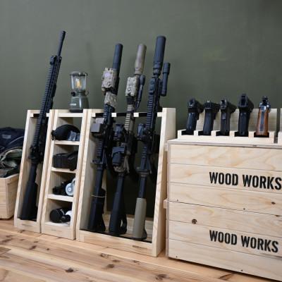 ふるさと納税 横手市 WOOD WORKS ライフルスタンド 3丁掛+マガジンラックセット【本体:ナチュラル】 |  | 02