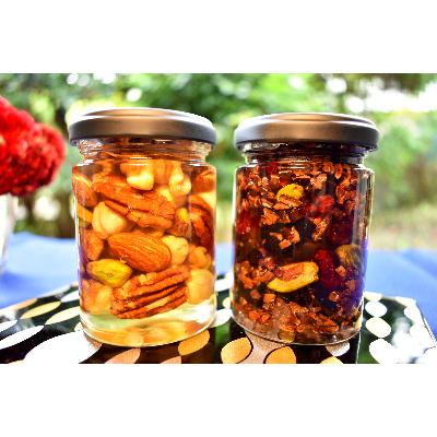 ふるさと納税 すさみ町 ナッツ・ドライフルーツの蜂蜜漬　峠プレミアム2種セット【萌(MOE)】【玄(KURO)】　 |  | 01