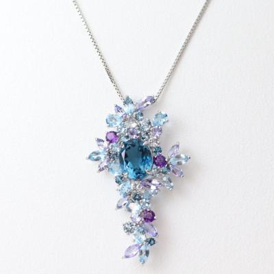 ふるさと納税 山梨市 K18WGロンドンブルー マルチカラー ペンダント |  | 01