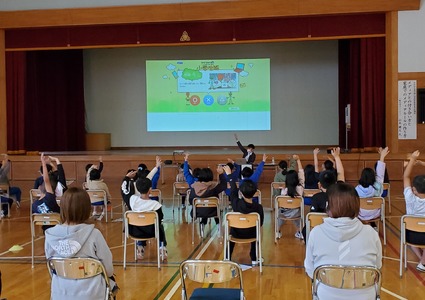 【思いやり型返礼品/寄附金額 10,000円】子どもたちの学びの場を創出 地域 ICTクラブで子どもと陸前高田の可能性を広げる支援 トナリノ