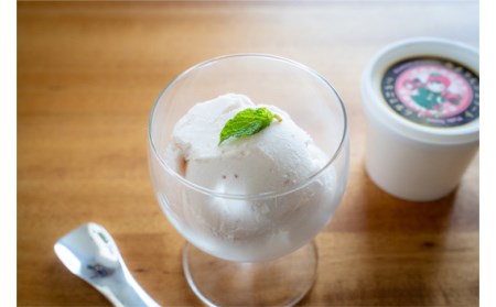 No.322 ちちぶの苺あまりんと生はちみつの無添加ジェラートアイス　12個セット