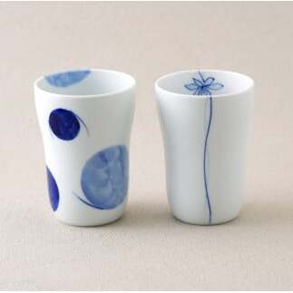 有田焼 染付 タンブラー2柄セット（ゆらぎ花・2色玉だみちらし）【やきものの里】食器 器 うつわ カップ 電子レンジ対応 磁器 A12-154_イメージ2