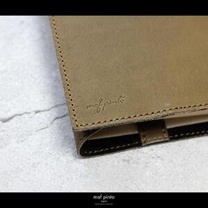 maf pinto (マフ ピント) レザーブックカバー 新書サイズ オリーブ 本革 日本製