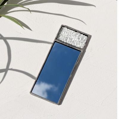 ふるさと納税 戸田市 キラキラ輝くステンドグラスの手鏡 |  | 01