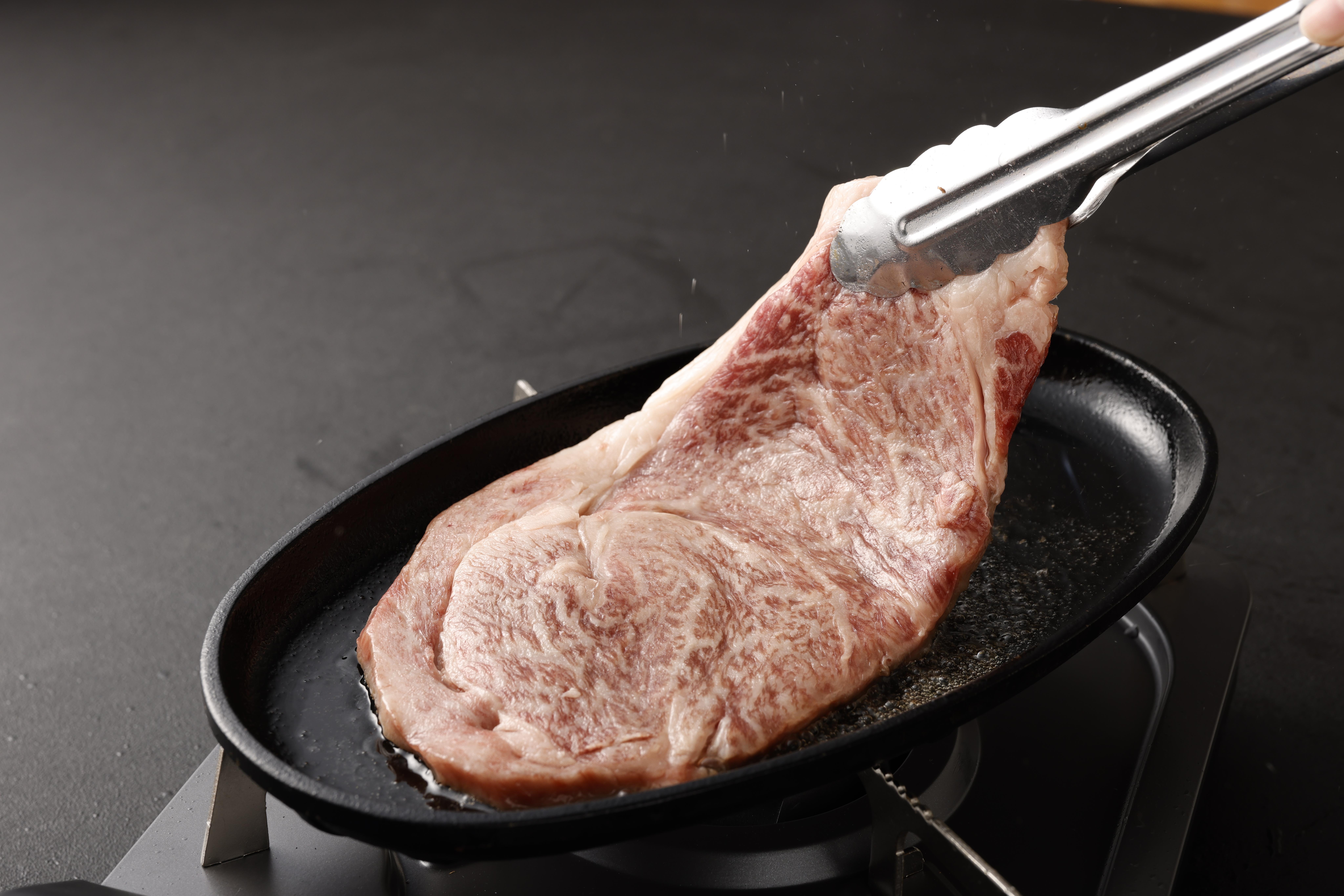 九州産黒毛和牛 杉本本店 黒樺牛 A4〜A5等級 肉厚サーロインステーキ 300g