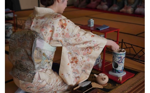 【ふるさと納税】宗家で学ぶ煎茶道・作法体験会　3月14日（金） 2名まで　宗家 小笠原流 煎茶道 家元 茶道 作法 茶室 お点前 お稽古 初心者 入門 茶文化 和文化 体験 体験会 学び 兵庫県 芦屋市　体験チケット