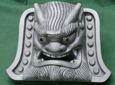伝統工芸士の鬼師が作る守護鬼瓦シリーズ 疫病退散 守護鬼面 4寸(12cm) H064-043