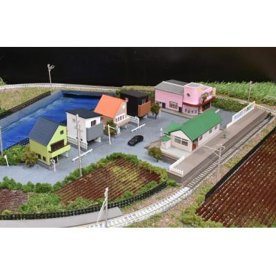 ふるさと納税 南箕輪村 【Nゲージ】1/150　鉄道ジオラマレイアウト単線 90×60cm 引込駅(照明付き)ポイント手動 |  | 01
