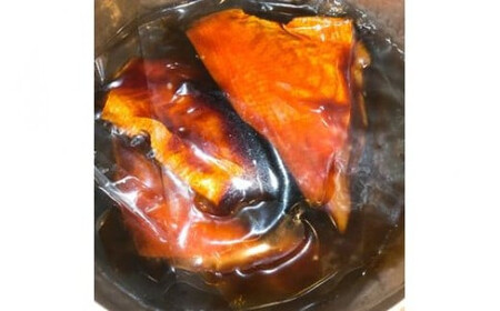 生から湯煎で仕上げる、金目鯛の煮付け【切身2枚】【キンメ きんめ お取り寄せ 御中元 お中元 お歳暮 父の日 母の日 贈り物 日本酒 焼酎】【稲取産 高級地金目使用】【ふるさと納税】【神奈川県小田原市