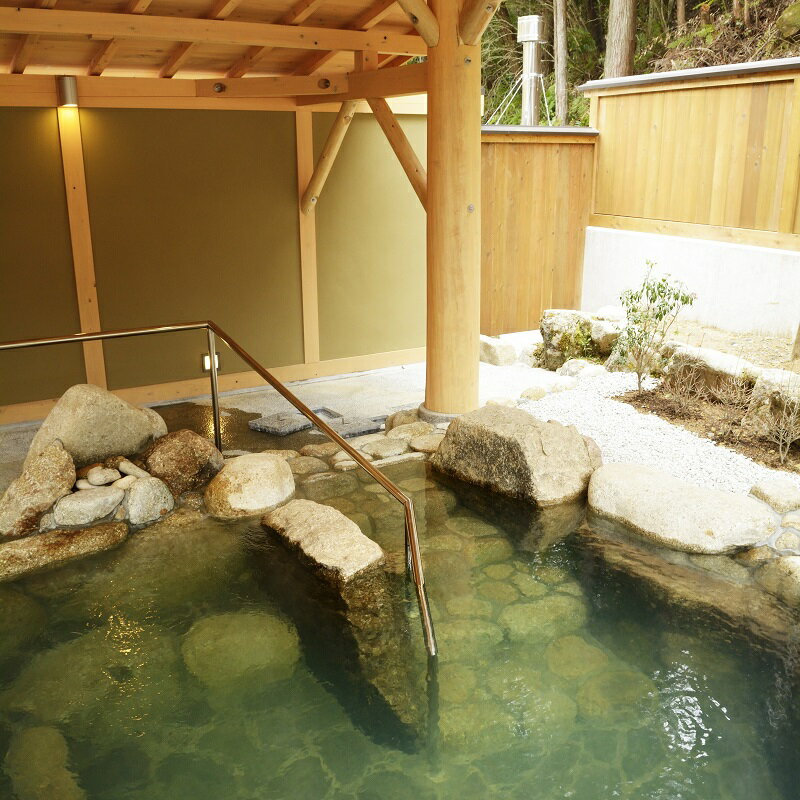 【ふるさと納税】湯ノ口温泉宿泊券 一泊素泊りロッジ2名様