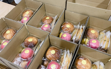 No.210 季節の野菜パンと米粉のお菓子セット