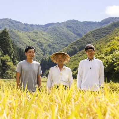 ふるさと納税 南魚沼市 【R7年産新米予約】 10kg 厳選こだわり南魚沼産コシヒカリ「こまがた農園のお米」 |  | 01