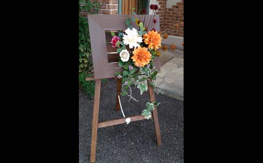 
【027-06】信州産ひのき　イーゼル型フラワーベース（カラー：ダークオーク）
