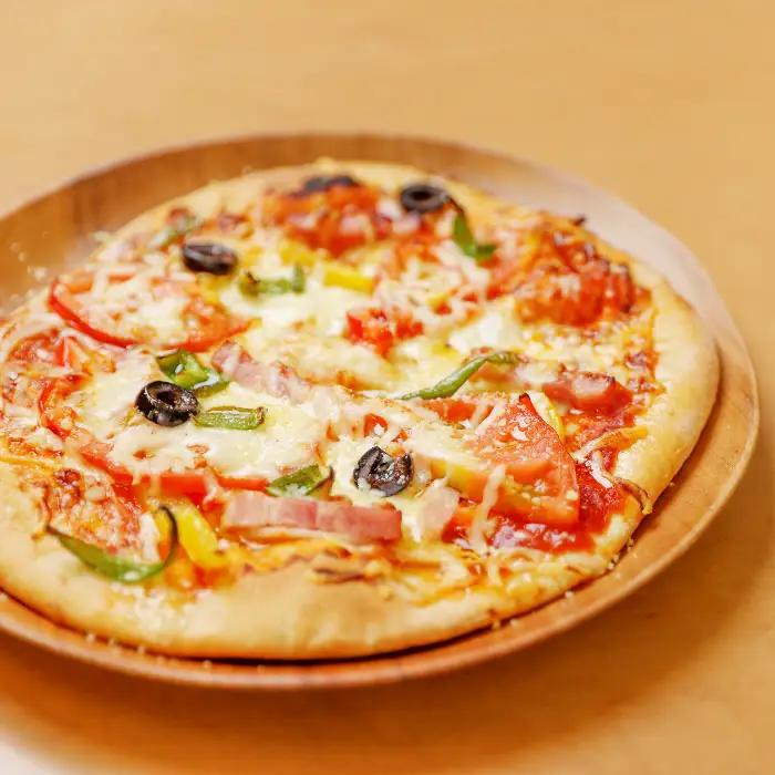地元野菜がたっぷり！自家製ピザおまかせ３枚セット【冷凍 簡単調理  pizza 総菜 野菜 特製 自宅用 トースター ピザ A-170】