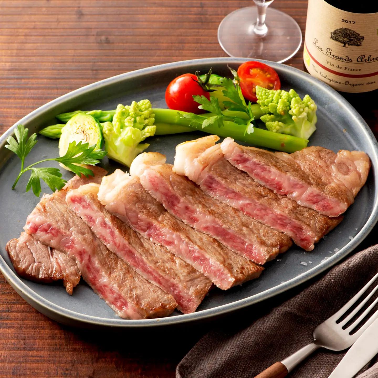 くまもと黒毛和牛【藤彩牛】サーロインステーキと2種の食べ比べセット（サーロインステーキ・バラ焼肉用・ローススライス） 計約700g【亀井通産株式会社】[AYBQ090]