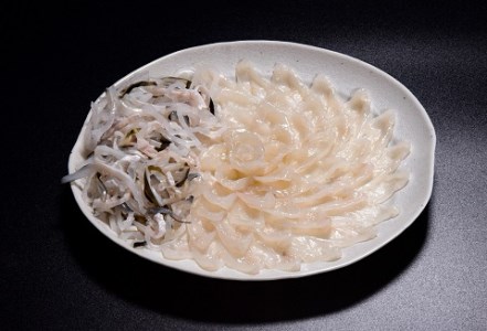 【配送日指定可】 ふぐセット とらふぐ刺身 とらふぐ あら ひれ酒 堪能 2-3人前セット（ポン酢・もみじおろし付き） [刺身80g+ふぐ皮80g+あら600g+干しひれ4枚〕 トラフグ フグ 最高級