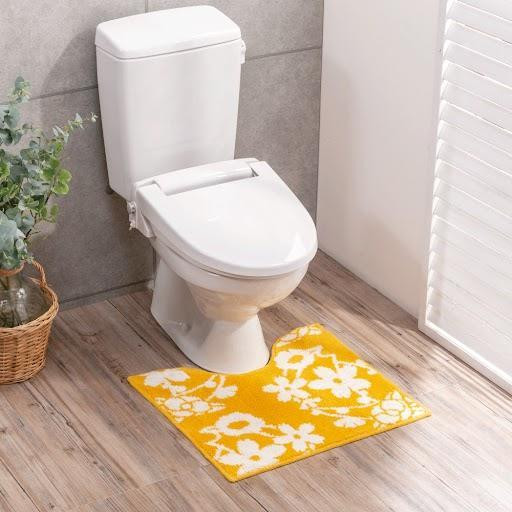 
運気を呼び込む古典柄普通トイレマット　マスタード
