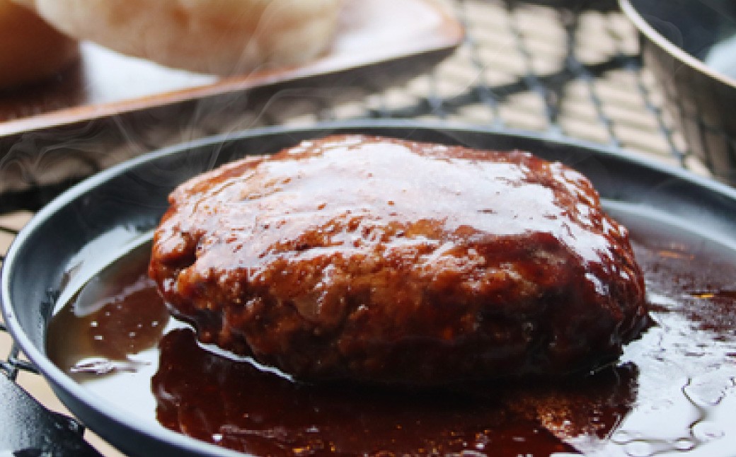 【10ヶ月定期便】博多和牛100％ 贅沢本格手ごねハンバーグ 150g×10個