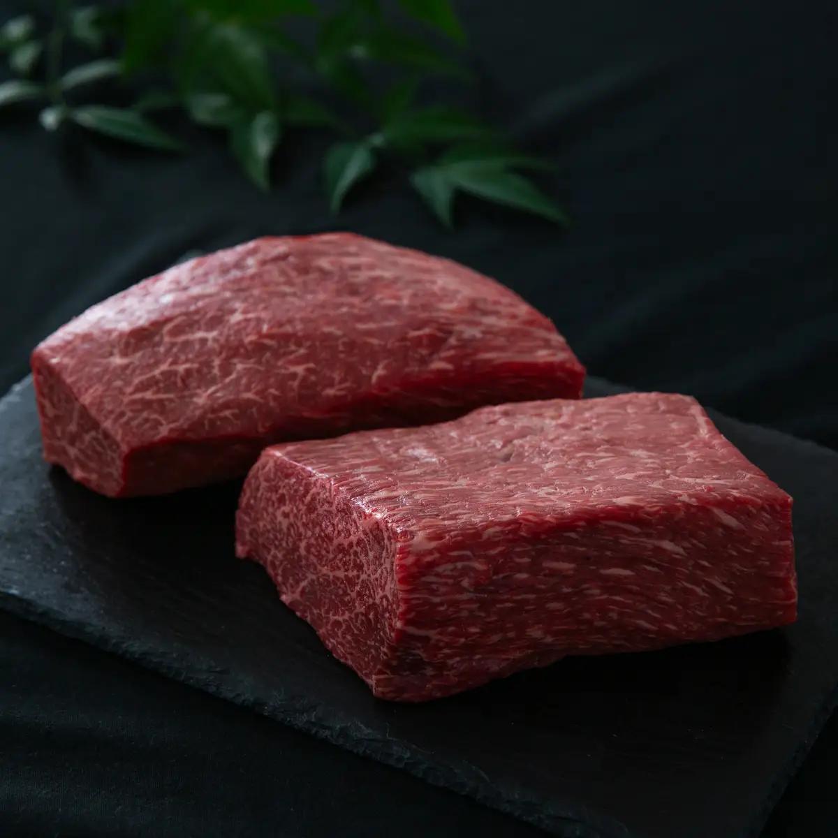 【本州のみ発送】飯舘村産黒毛和牛モモブロック 500g×2 ITTAH015