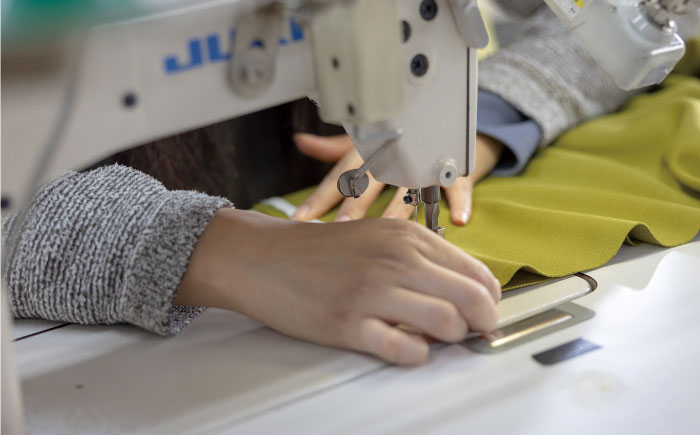 毛布収納 クッションカバー ジャメル（ラウンド×チャコールグレー） 1枚 | 収納袋 衣替え タオルケット 布団収納 無地 ビーズクッションカバー | 北新有限会社 [BOBZ003]