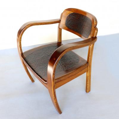 ふるさと納税 大川市 【きれいで次の世代まで続く漆塗り】椅子2脚 |  | 01