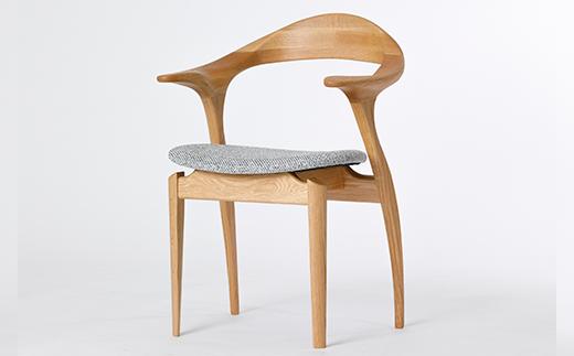 
諸富家具／平田椅子製作所／Dining Half Arm Chair LILLY 1脚（ナチュラル／張地2色）　
