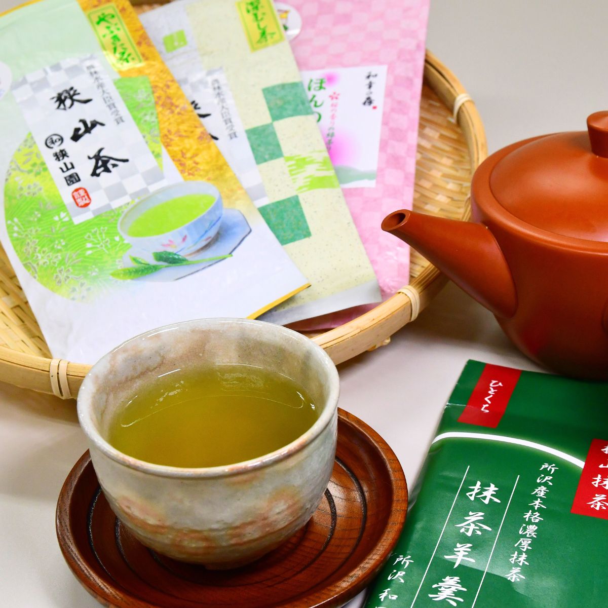 ＜農林水産大臣賞受賞＞ 狭山茶と羊羹の詰め合わせ ギフトセット 和田園 | 埼玉県 所沢市 茶 お茶 日本茶 緑茶 狭山茶 茶葉 羊羹 ようかん 抹茶羊羹 抹茶ようかん 和菓子 濃厚 濃厚抹茶 コク 