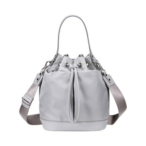 豊岡鞄 TUTUMU sacca Rich S4700RI Sグレー/ 巾着型 2WAY BAG ショルダーバッグ 手提げバッグ ショルダベルト付き レディース 高級 おしゃれ バッグ かばん カバン