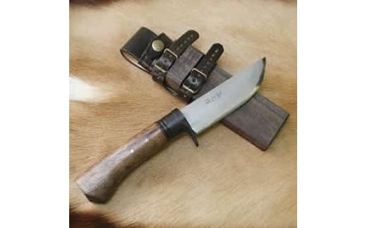 晶之作 土佐鍛ソロキャンプ剣鉈 三色陽炎 全曇 ダマスカス15層青2鋼 黒ツバ | ナイフ キャンプ アウトドア 打刃物 土佐 鉈 剣鉈 なた 職人 山林 狩猟 熊 刃物 薪割り ハンドメイド 釣り 伝統 工芸 高知県 南国市