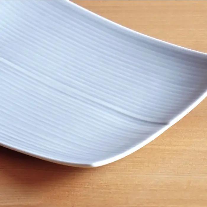 【白山陶器】【長方皿】レリーフ模様が美しい角皿2枚セット グレイ 皿 【波佐見焼】 [TA53] 波佐見焼