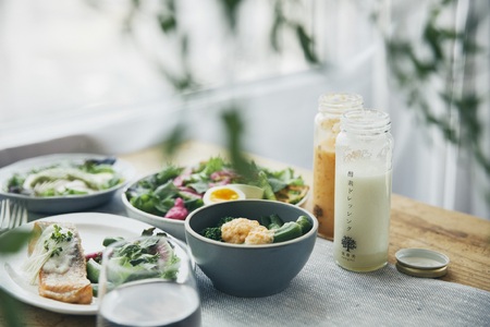 実身美のアラカルトセット(酵素ドレッシング(プレーン・有機人参)・豆乳マヨドレッシング(ごま)・豆乳マヨ・豆乳プリンの黒蜜がけ)_OS264-0001