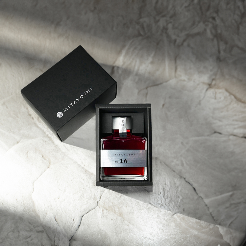 1106.MIYAYOSHI　SILVER LABEL　No.16 small bottle(A1106-1)