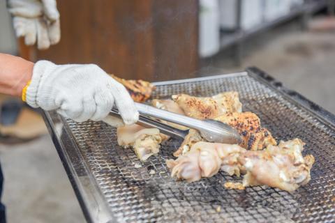 【小国のゆめ】農福連携 阿蘇 熊本 小国郷 小国産 国産 豚足 地熱 蒸し料理 炭火 わいた温泉郷 天空の豆畑 SDGs 100g 食べきり ハーフサイズ 6本 600g ご自宅用 贈り物 プレゼント