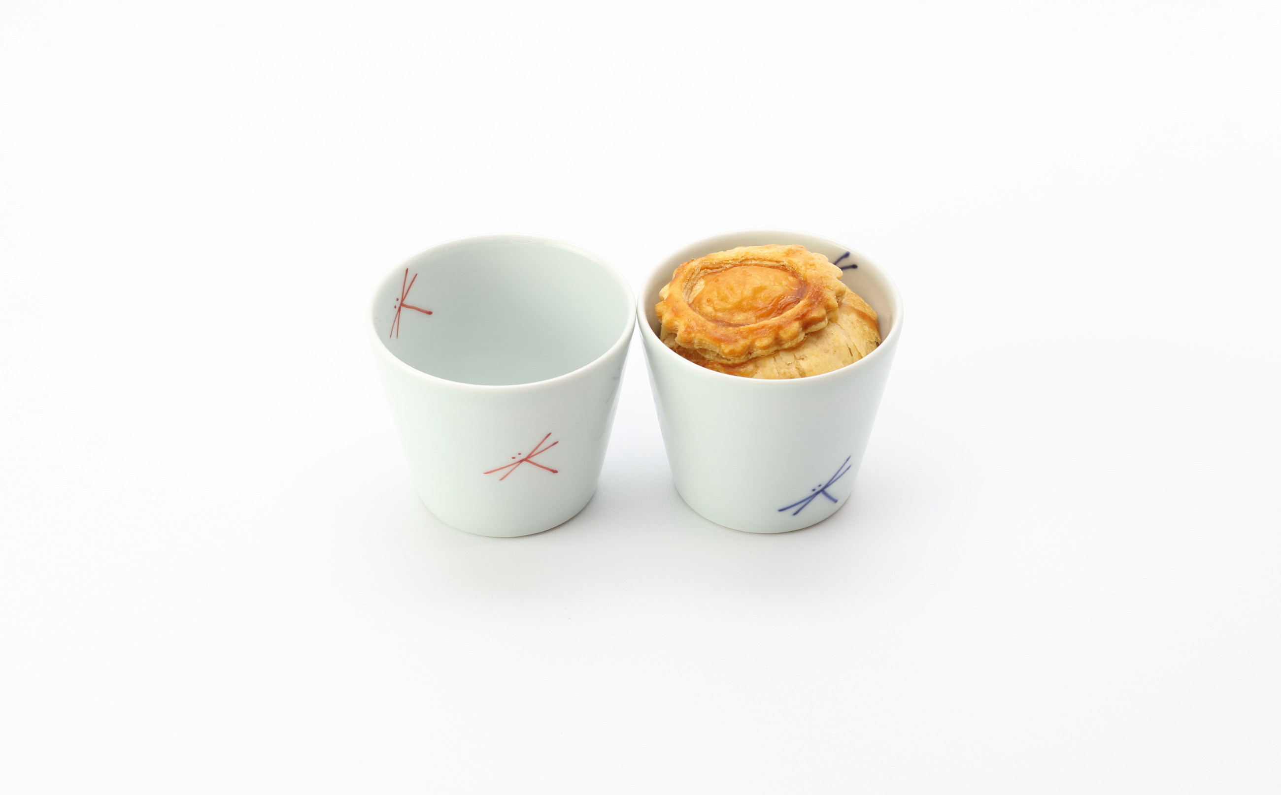 あんぼじゅーる ポ・ド・ケイク 蜻蛉文(金柑)青・朱2個セット ※パイ菓子は青朱両方のうつわに入っています。