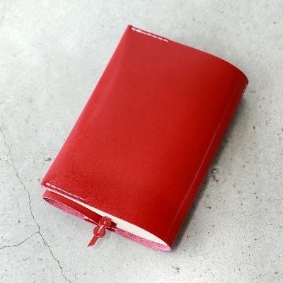 ふるさと納税 高槻市 【KAKURA】レザーブックカバー bunko レッド