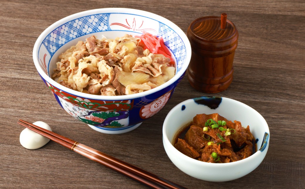 牛丼の具と牛すじ煮込みの食べ比べセット各3パック 計6パック