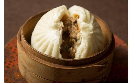 
                  横浜中華街 状元樓 特選大肉まん＆肉焼売セット（大肉まん6個・肉焼売10個） 大肉まん 肉焼売 セット 国産ハーブ豚 使用 肉汁たっぷり 贅沢 逸品 冷凍 冷凍便 蒸し調理 おうち中華 パーティー おもてなし ギフト 贈答品 お土産 状元樓 横浜中華街 老舗 本格 中華料理 上海料理
                