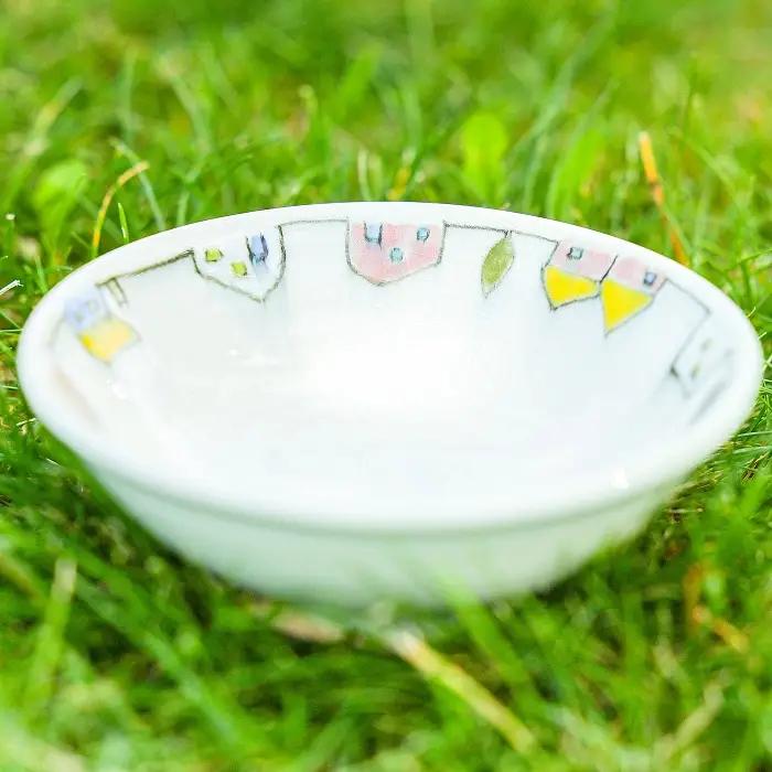 小皿２枚（白色）絵模様あり 3264