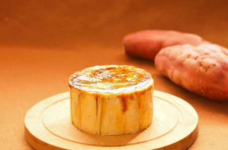 自家焙煎珈琲豆（細挽）５００ｇ＆とりいさん家の芋ケーキＳサイズ【北海道・沖縄・離島　配送不可】