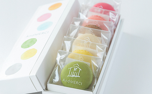 AndMERCI アンドメルシィ マカロン 1ケース 山形県 大石田町 ギフト スイーツ チョコレート 焼き菓子 贈答用 am-swmrx1 1ケース（6種×1箱）