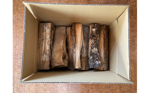 
【035-14】乾燥薪30cm　広葉樹ミックス　（20kg×4箱セット）
